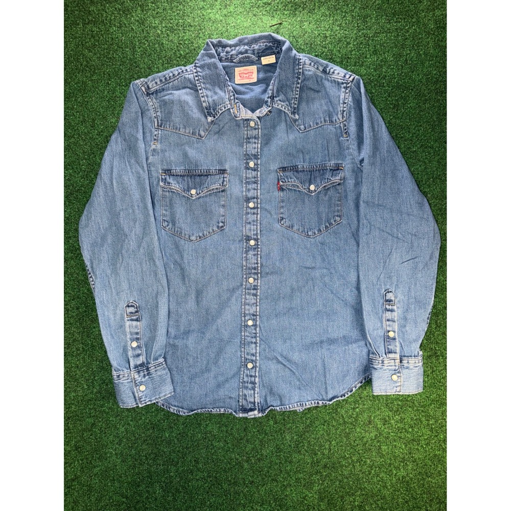 Levis Denim Western Shirt Womens Medium Blue Pearl Snap Long Sleeve Button Down
